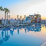 Port River Hotel&Spa