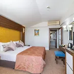 Crystal Family Resort & Spa