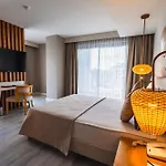 Side Royal Style Hotel