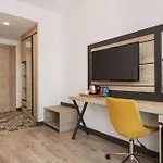Ramada Encore By Wyndham Istanbul Basin Express