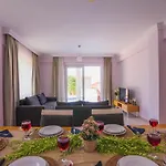Hanel Life Royale 15 Villa With Private Pool
