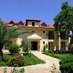 Gokcen Apartments