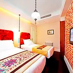 Hippodrome Hotel