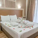 Mr Crane Hotel