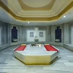 Crystal Tat Beach Golf Resort & Spa