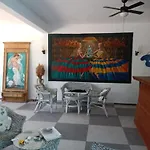 Bahama Art Hotel