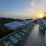 Beachway Hotel & Side