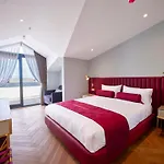 New Inn Hotel Old Town