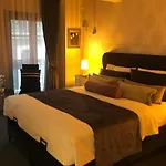 Luxury Pera House Hotel