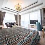 Karmir Resort & Spa