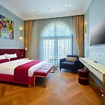 New Inn Hotel Old Town