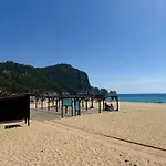 Sa Apartments! 150M To The Cleopatra Beach