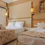 Belpoint Beach Hotel