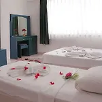 Oylum Garden Hotel