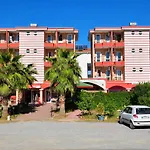 Sahara Hotel