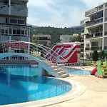 Green Gold Hotel