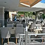 Club Dante Apartments