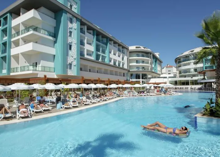 Sea Shell Resort & Spa