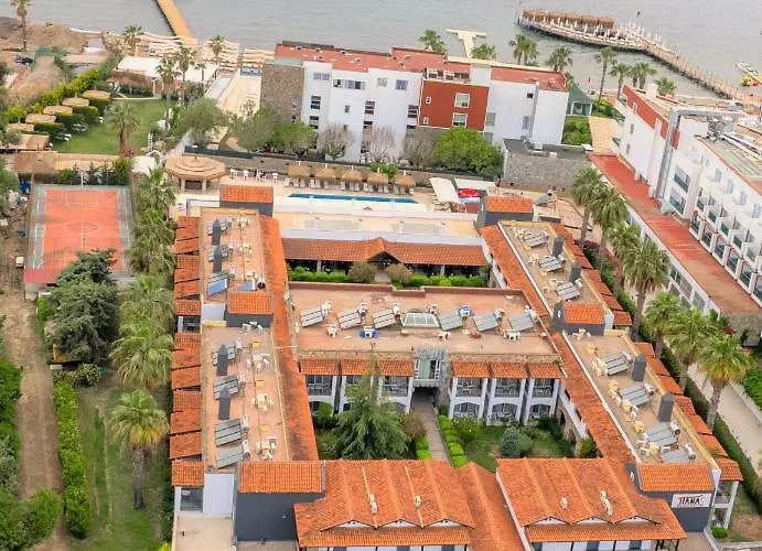 Tiana Beach Resort