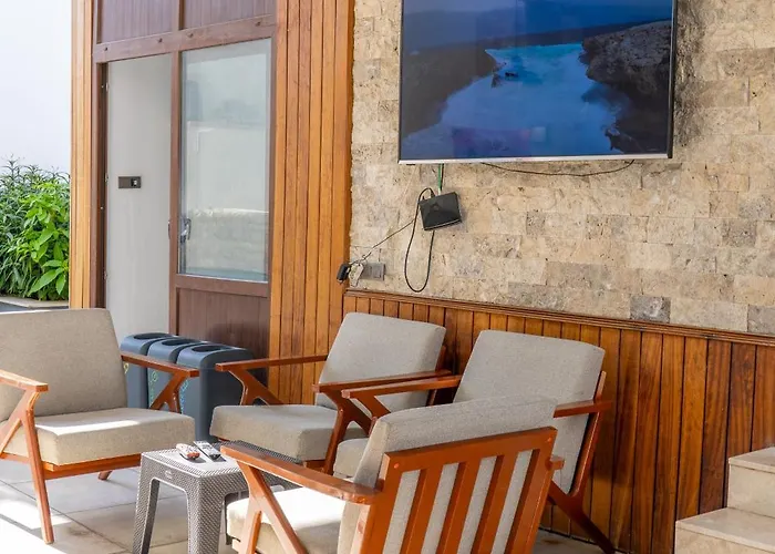 Tuna Butik Otel