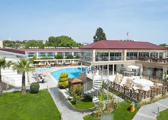 Sun Club Side Hotel
