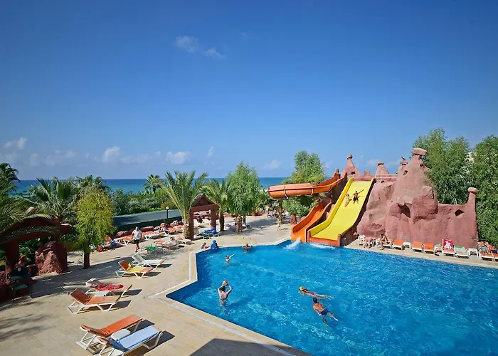 Mc Mahberi Beach Hotel