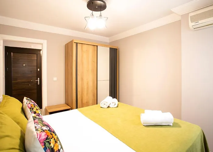 Sirena\'S Suites