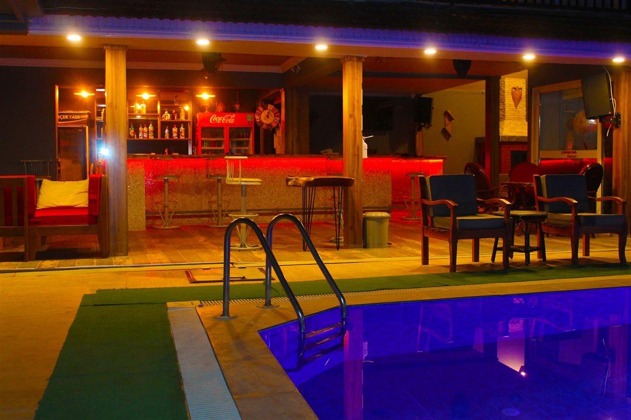 Hotel Carmina 3*