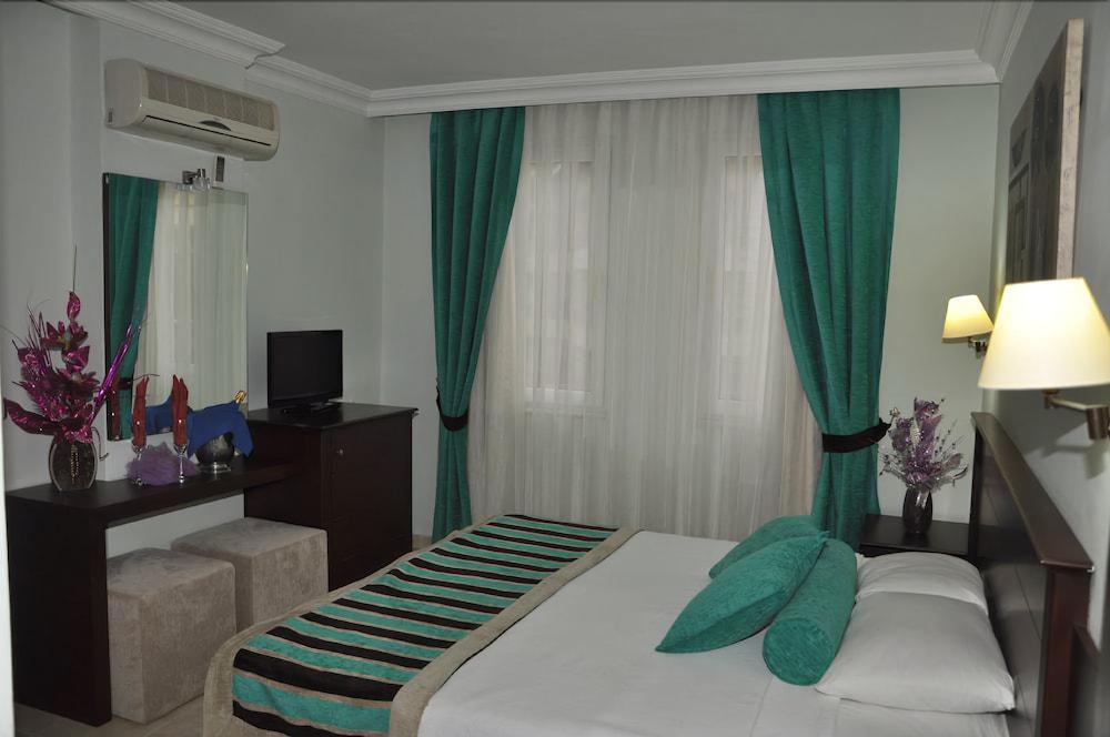 Resort Kleopatra Royal Palm 4*