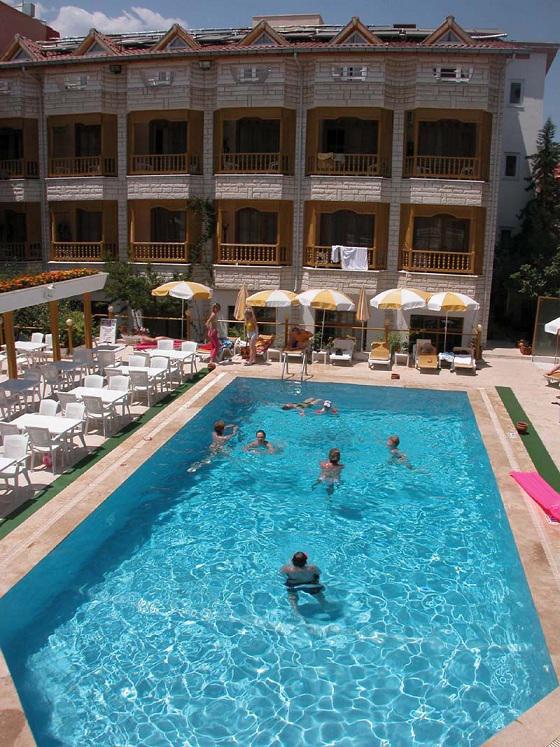 Hotel Mr Crane 3*