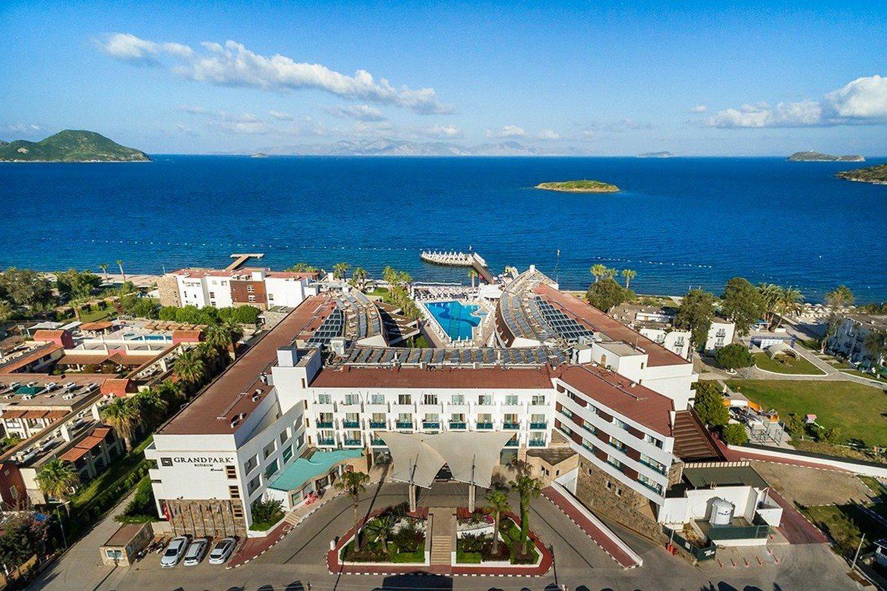 Azure By Yelken Resort
