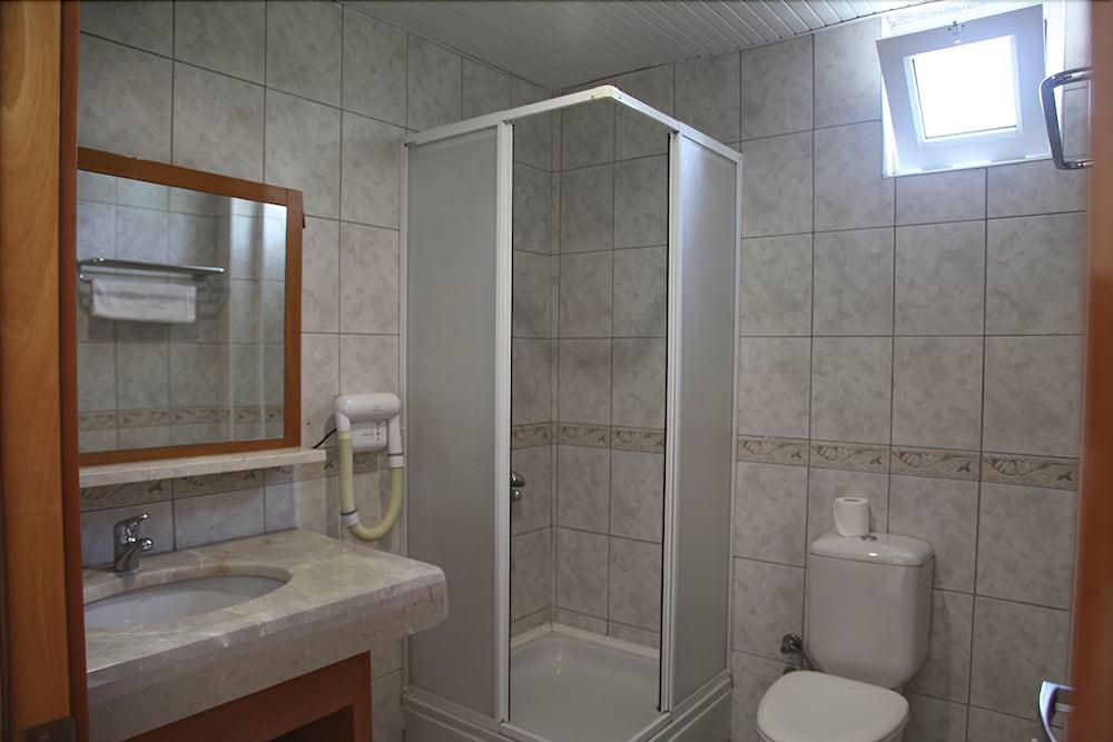 Yali Bed & Breakfast Side