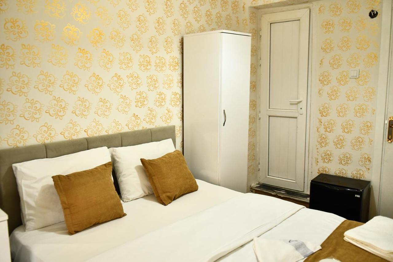 Aparthotel Ada *