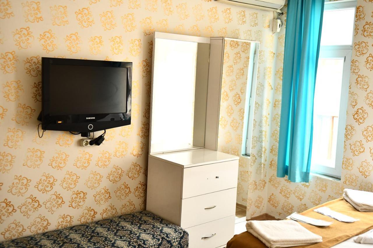 Ada Aparthotel *