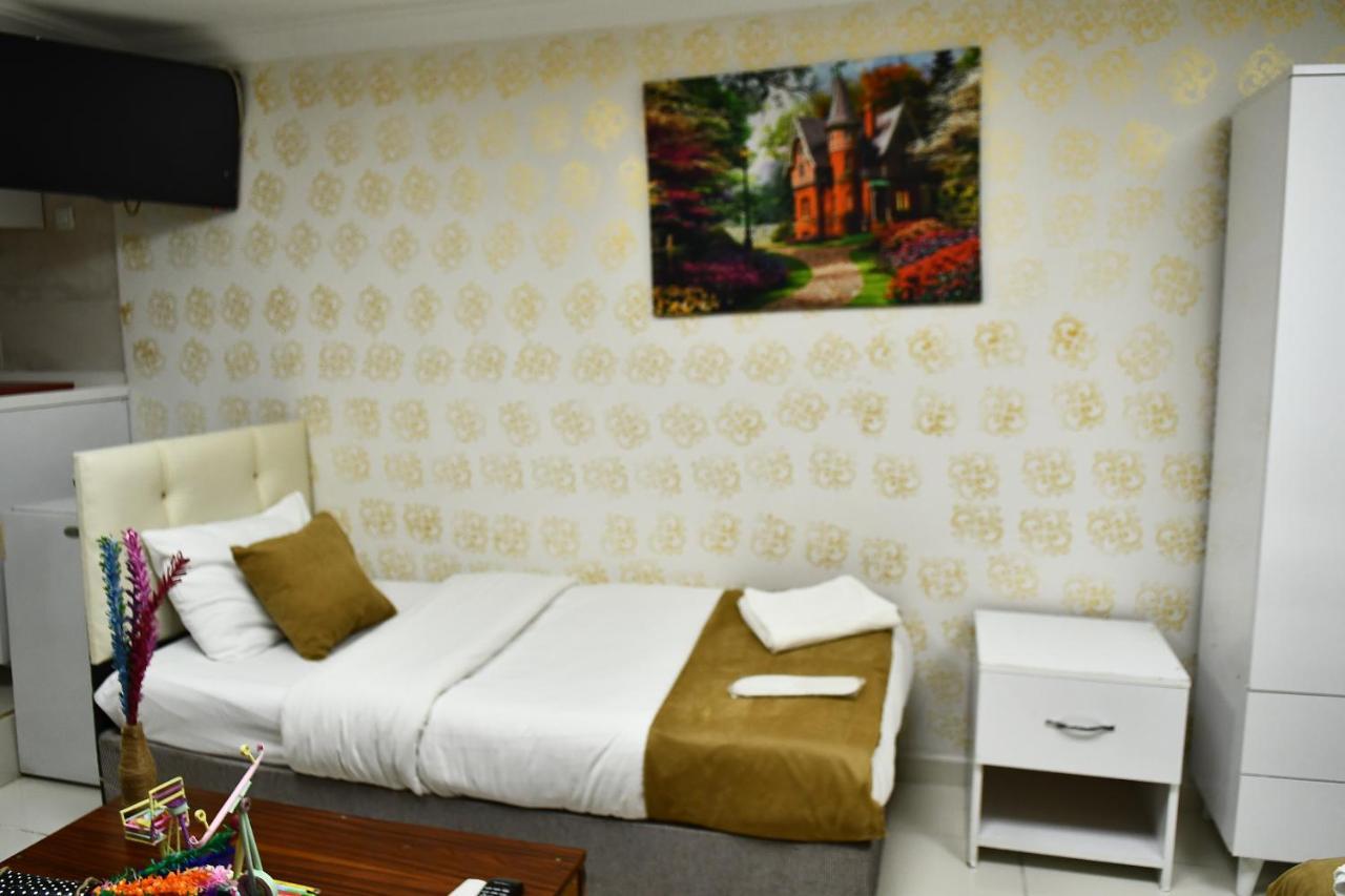 Aparthotel Ada