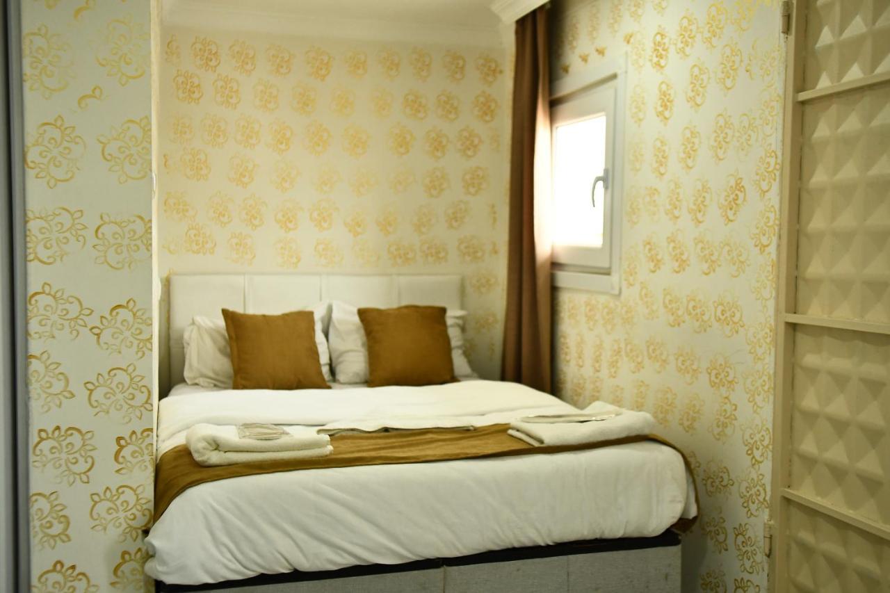 Aparthotel Ada *