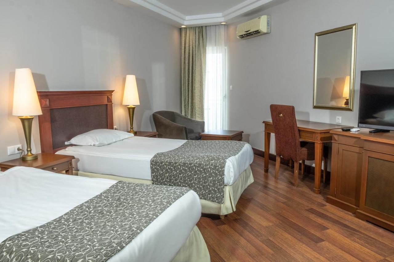Holiday & Spa Hotel 5*