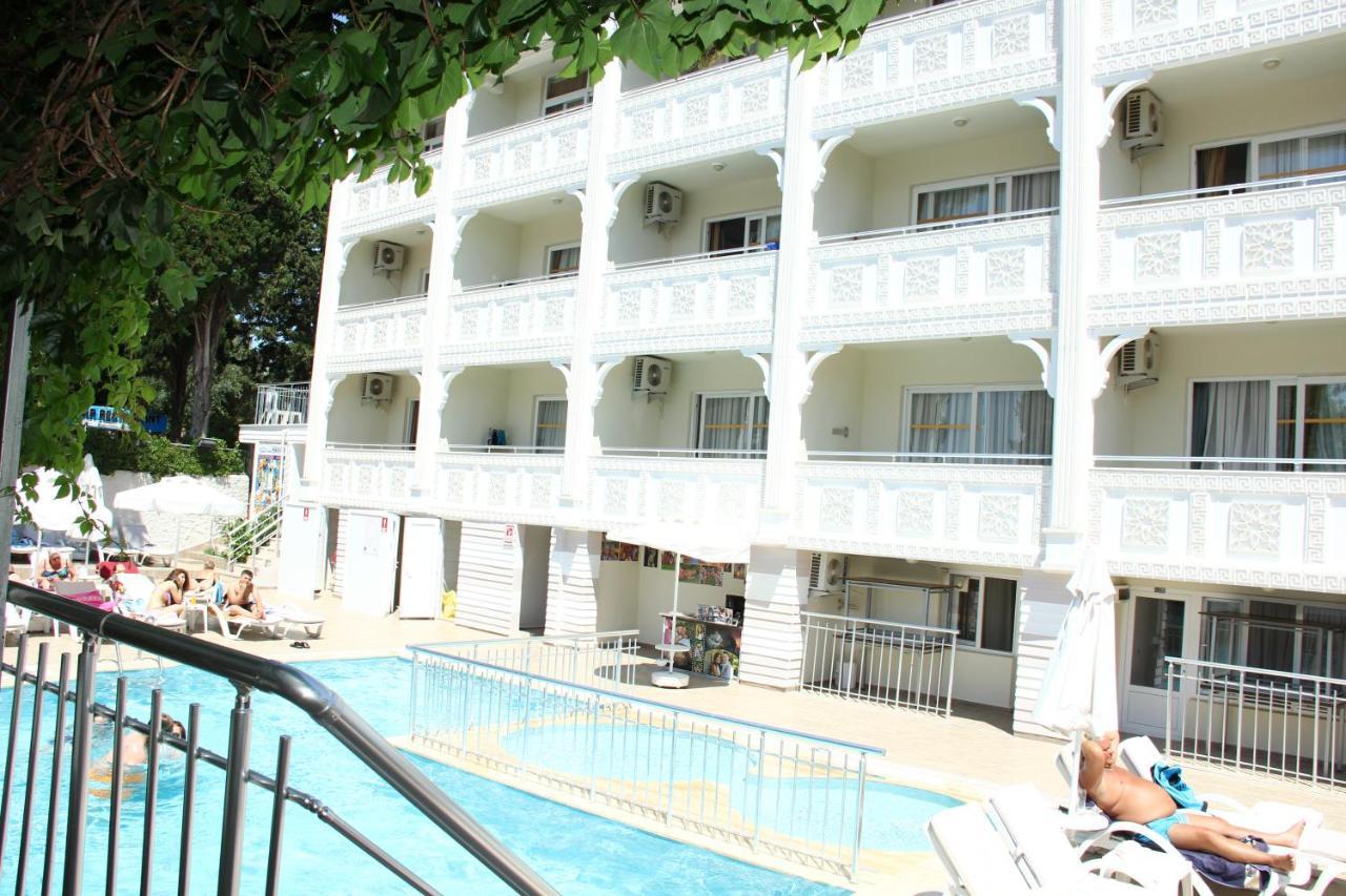 Miami Hotel 3*