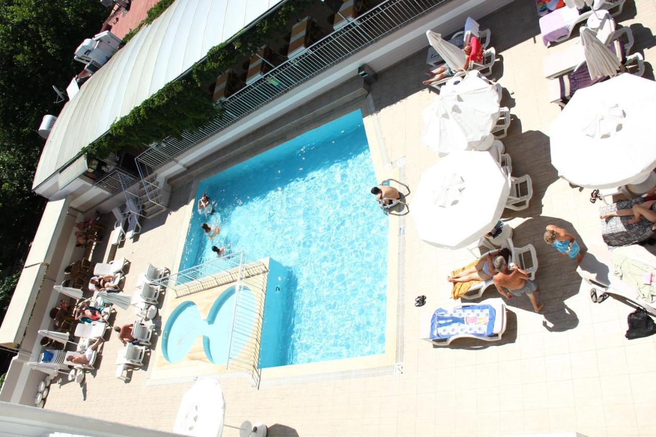 Miami Hotel 3*
