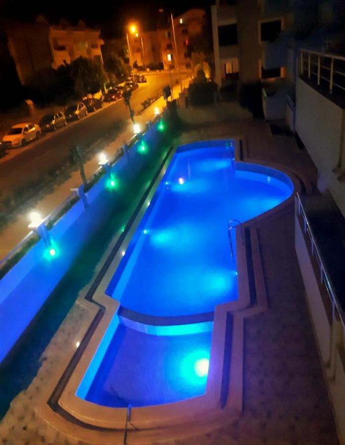 Highlife Aparthotel 3*