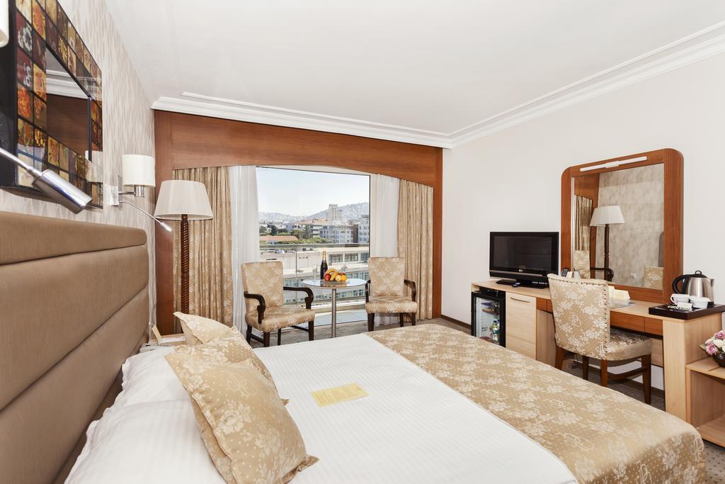Palas Izmir