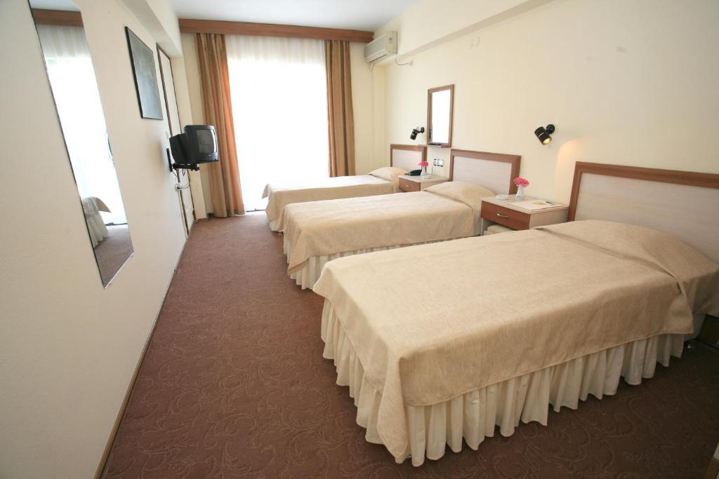 Hotel Saturn Kusadasi