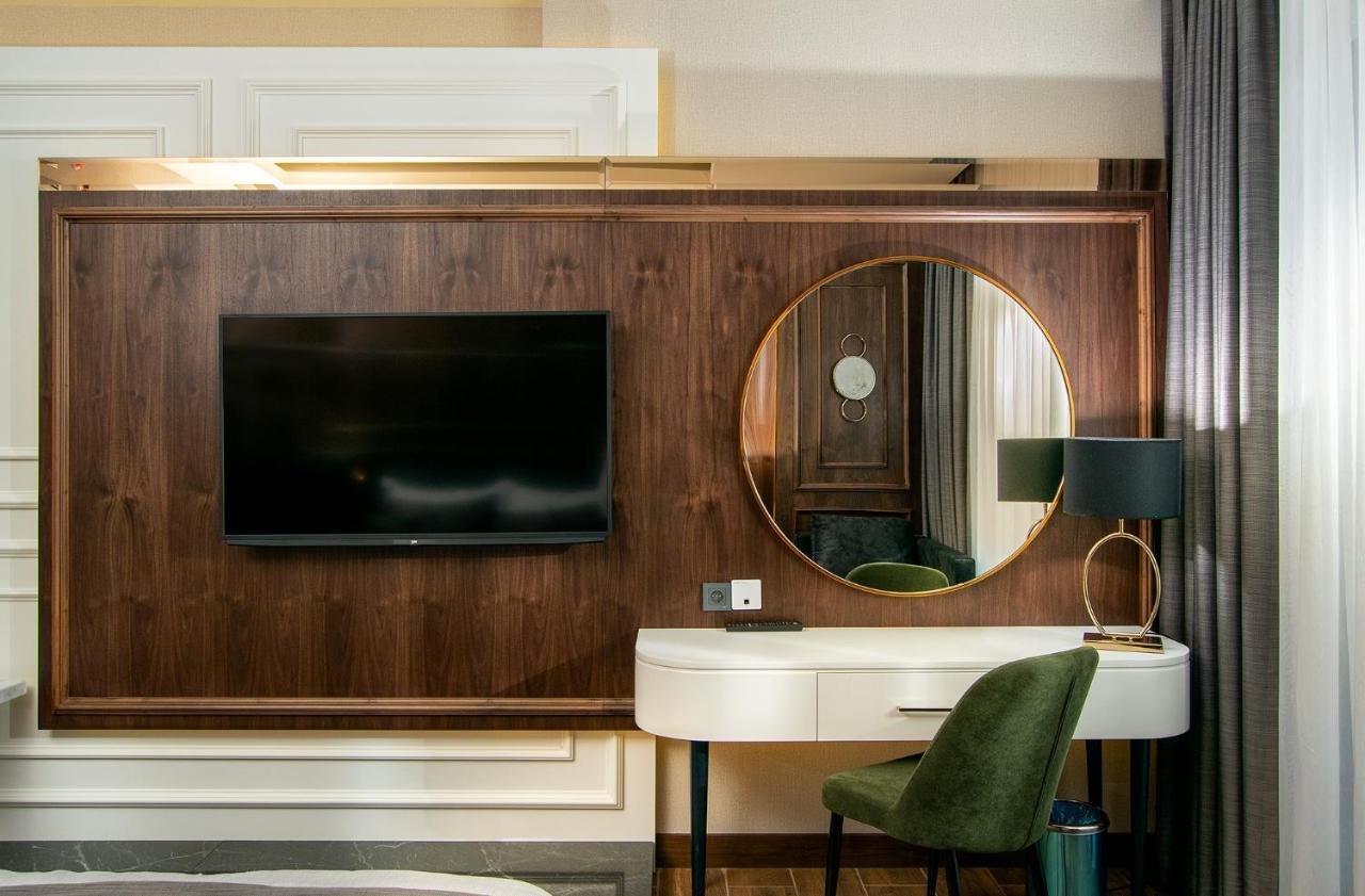 Hotel Tnr & 3*