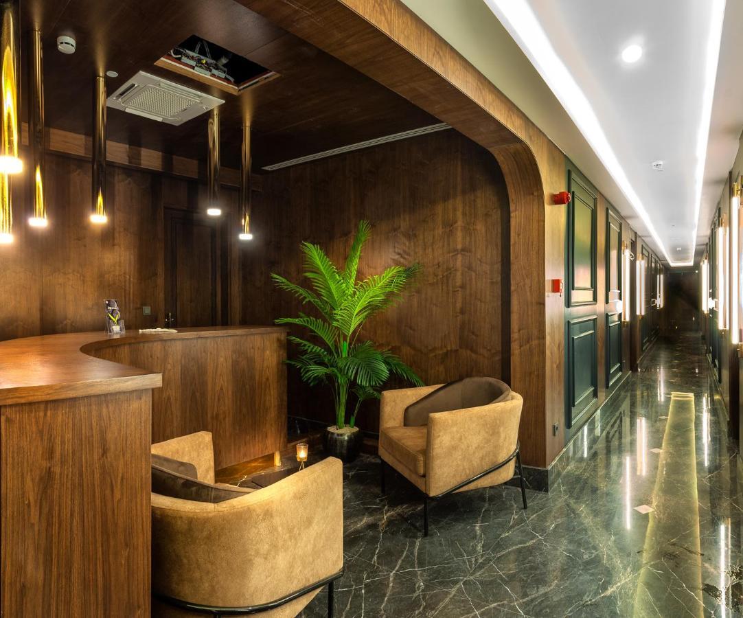 Tnr & Hotel Kusadasi