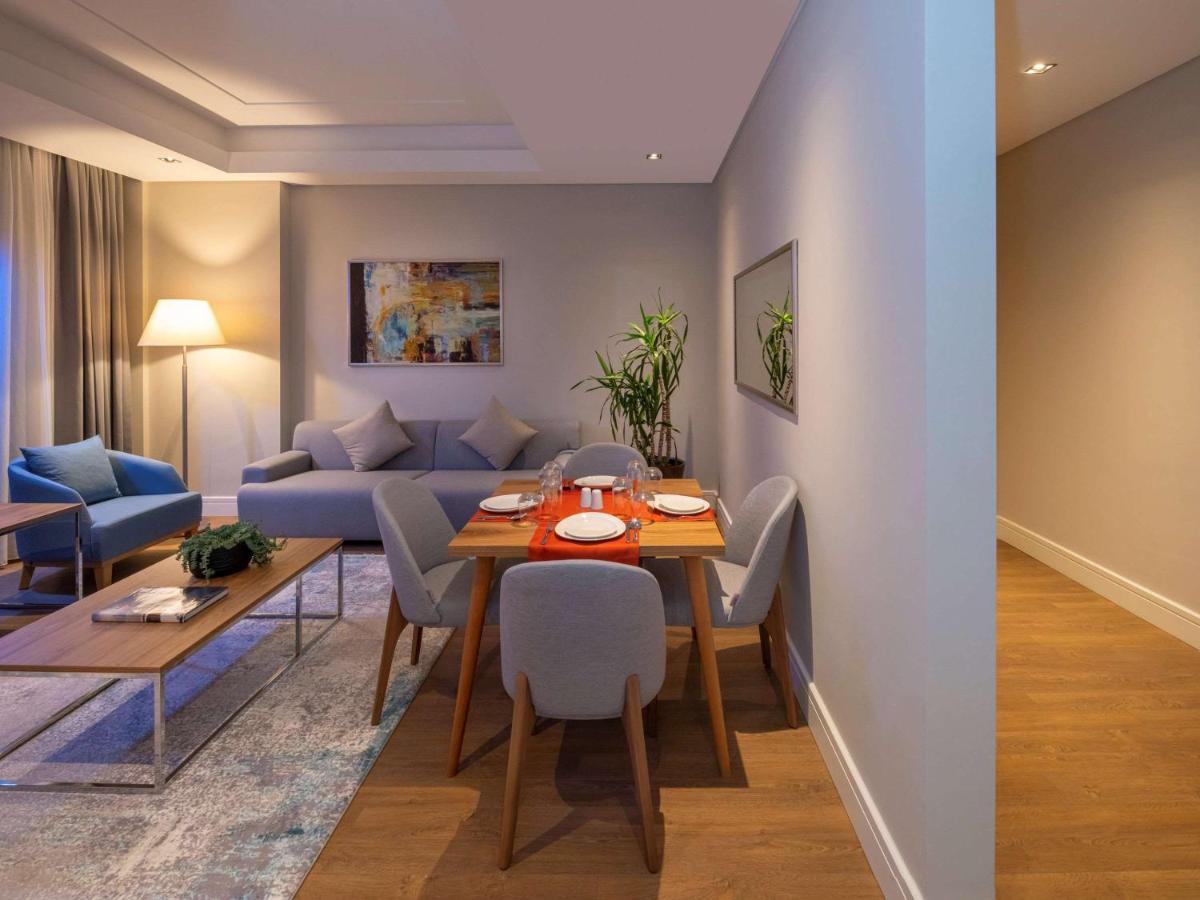 Hotel Movenpick Living West 5*