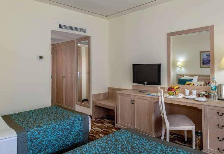 Miarosa Ghazal Hotel 5*