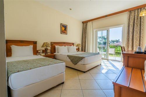 Hotel Grand Yazici Club Turban Termal 4*