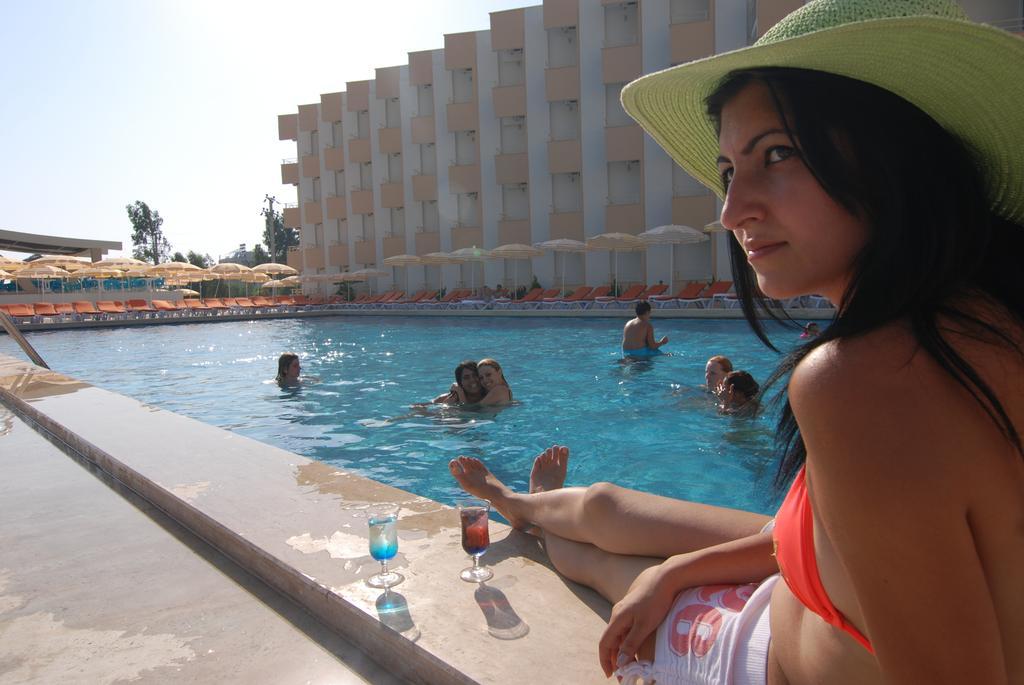 Orient Hotel