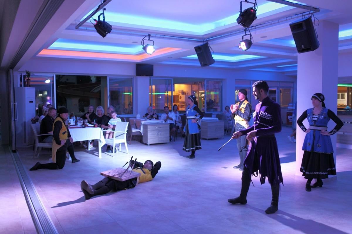 Aparthotel Catty Cats Garden 3*