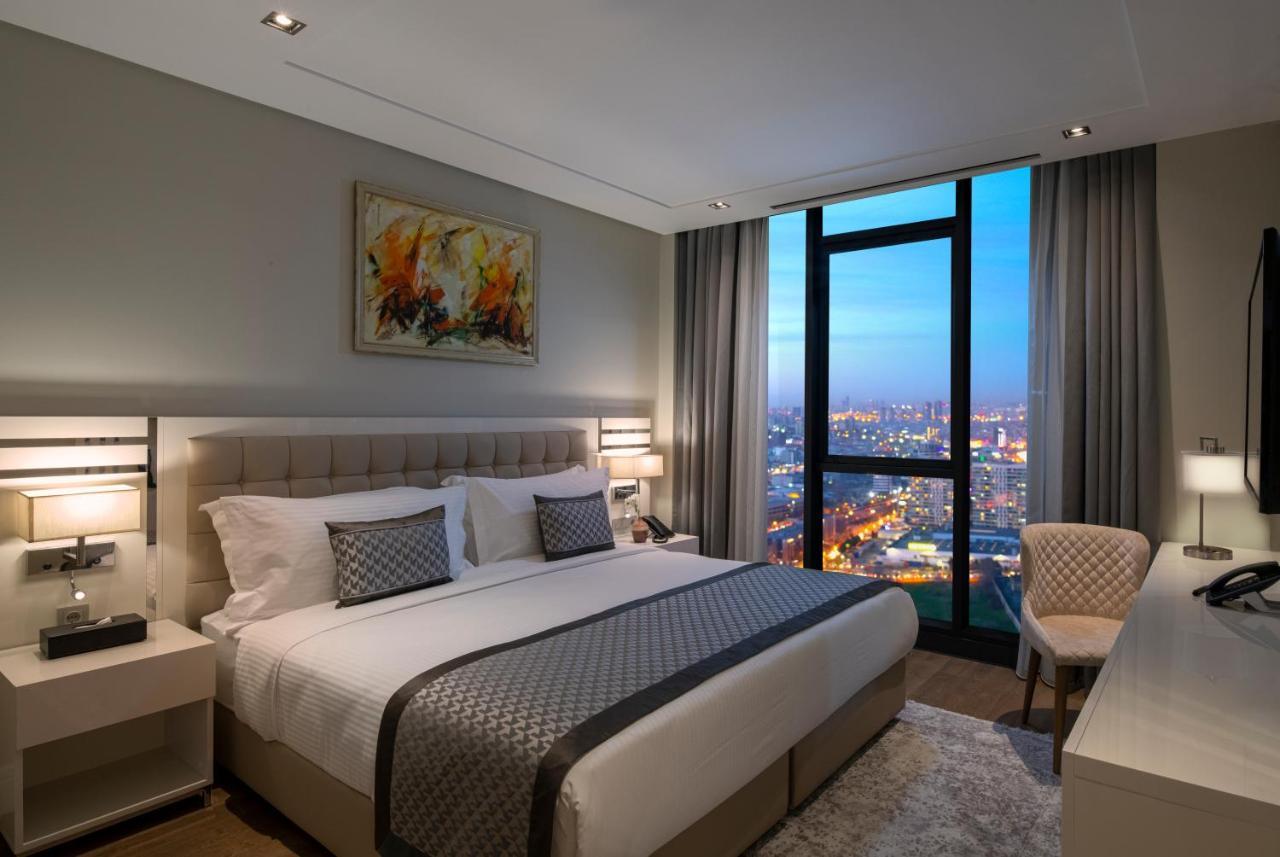 Hotel Movenpick Living West 5*
